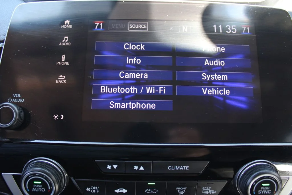Used 2022  Honda EX-L image 32