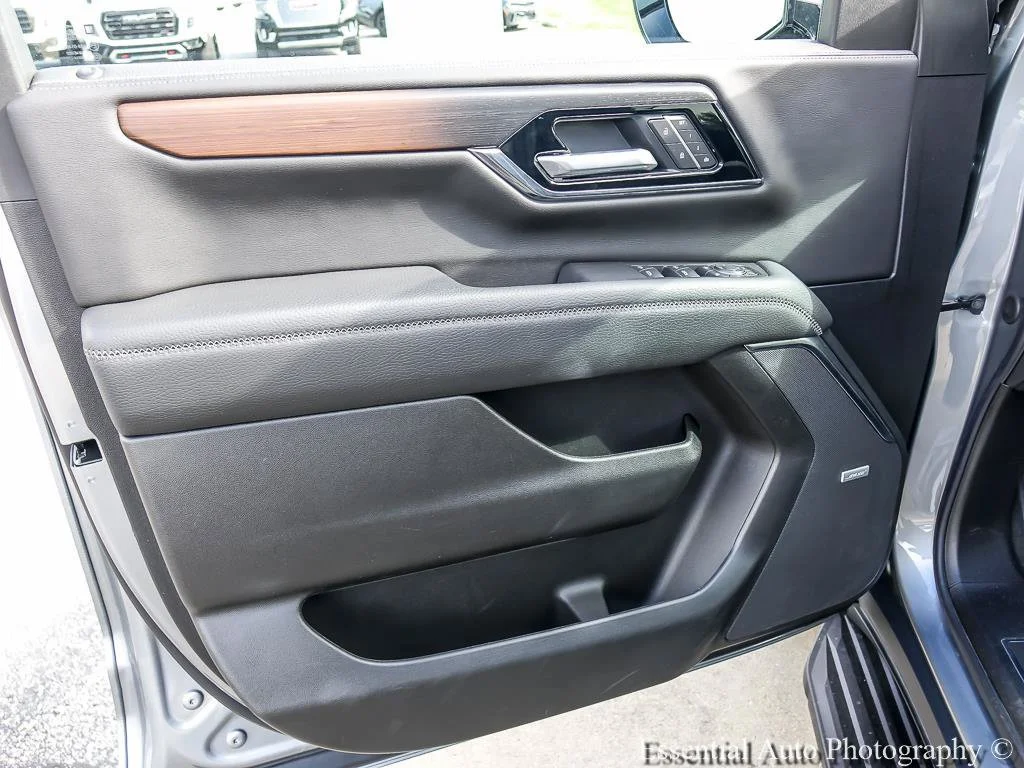 Used 2026 Sterling Metallic GMC Denali image 25