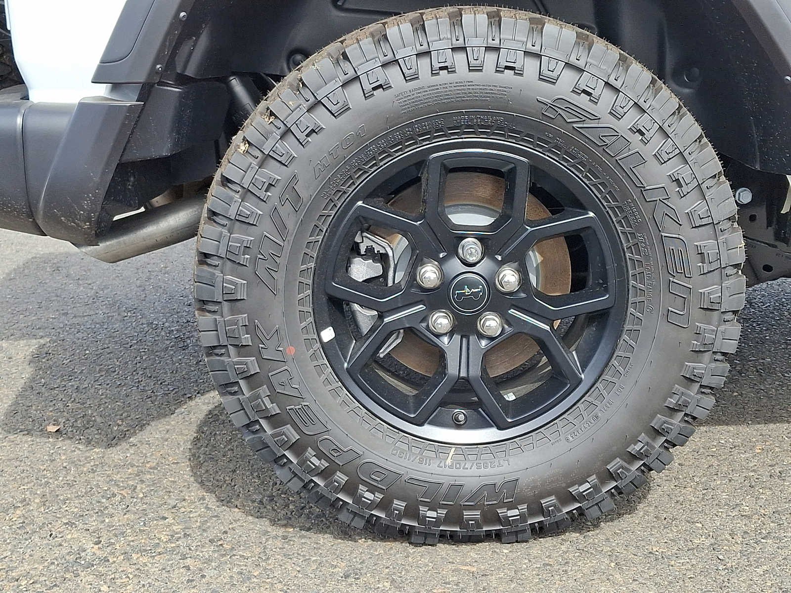 New 2026 Bright White Clear-Coat Exterior Paint Jeep Willys image 7