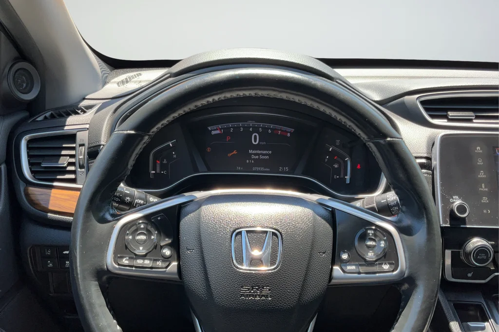 Used 2020 Silver Honda Touring image 13
