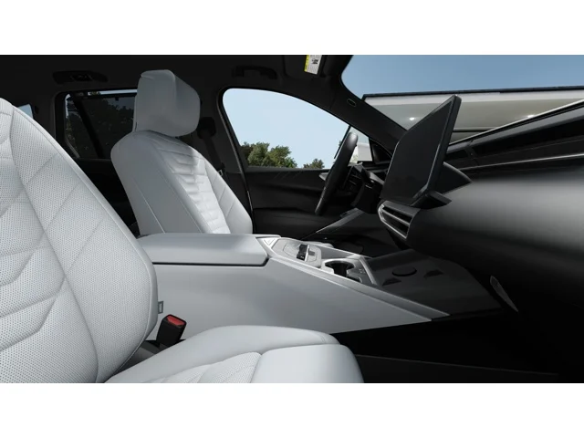 New 2027 Mineral White Metallic BMW  image 9