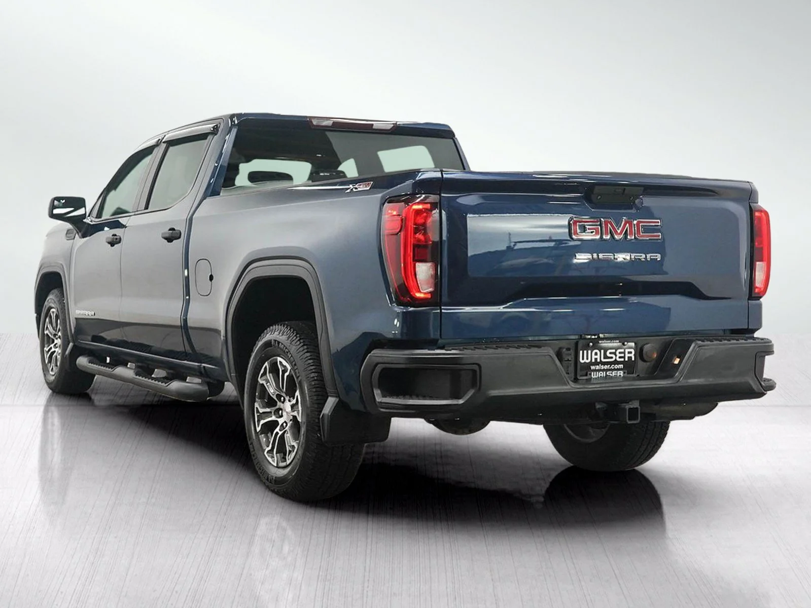 Used 2019  GMC  image 3