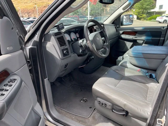 Used 2008 Mineral Gray Metallic Dodge Laramie image 17