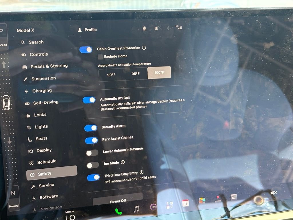 Used 2022  Tesla Plaid image 21