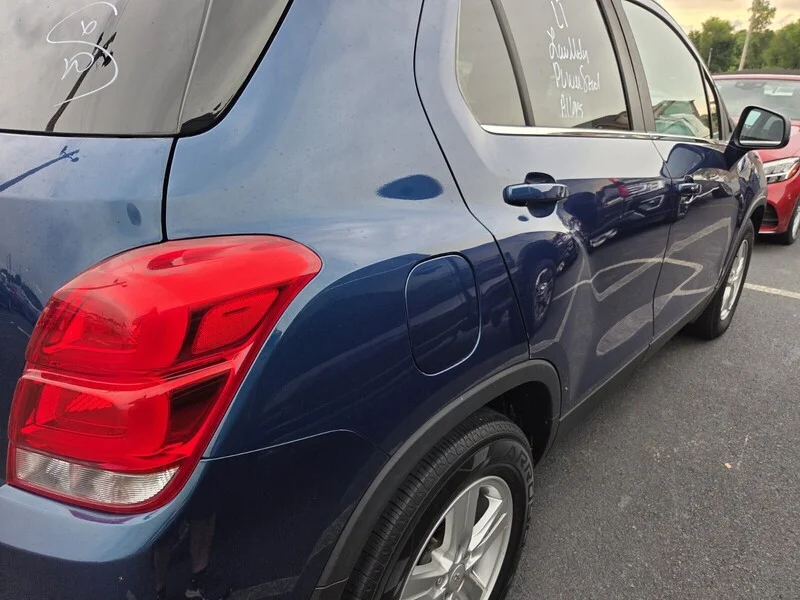 Used 2020 Pacific Blue Metallic CHEVROLET LT image 10