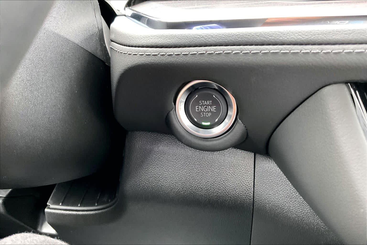 New 2026 Summit White Chevrolet LT image 20