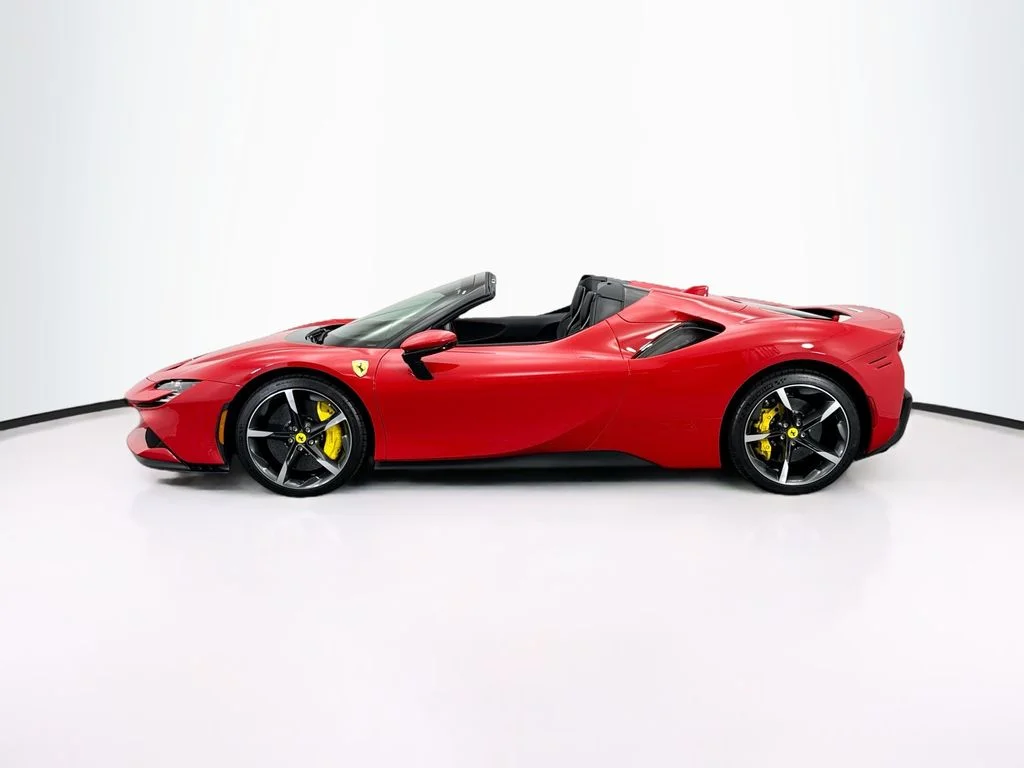 2024 Ferrari SF90 Base - Photo 8