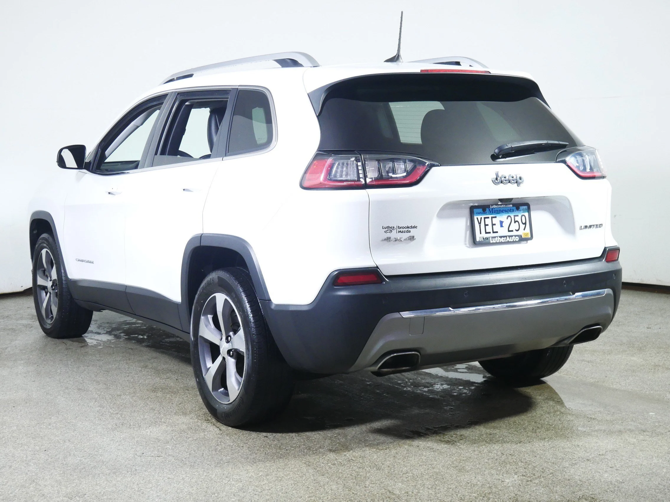 Used 2019 Bright White Clearcoat Jeep Limited image 5
