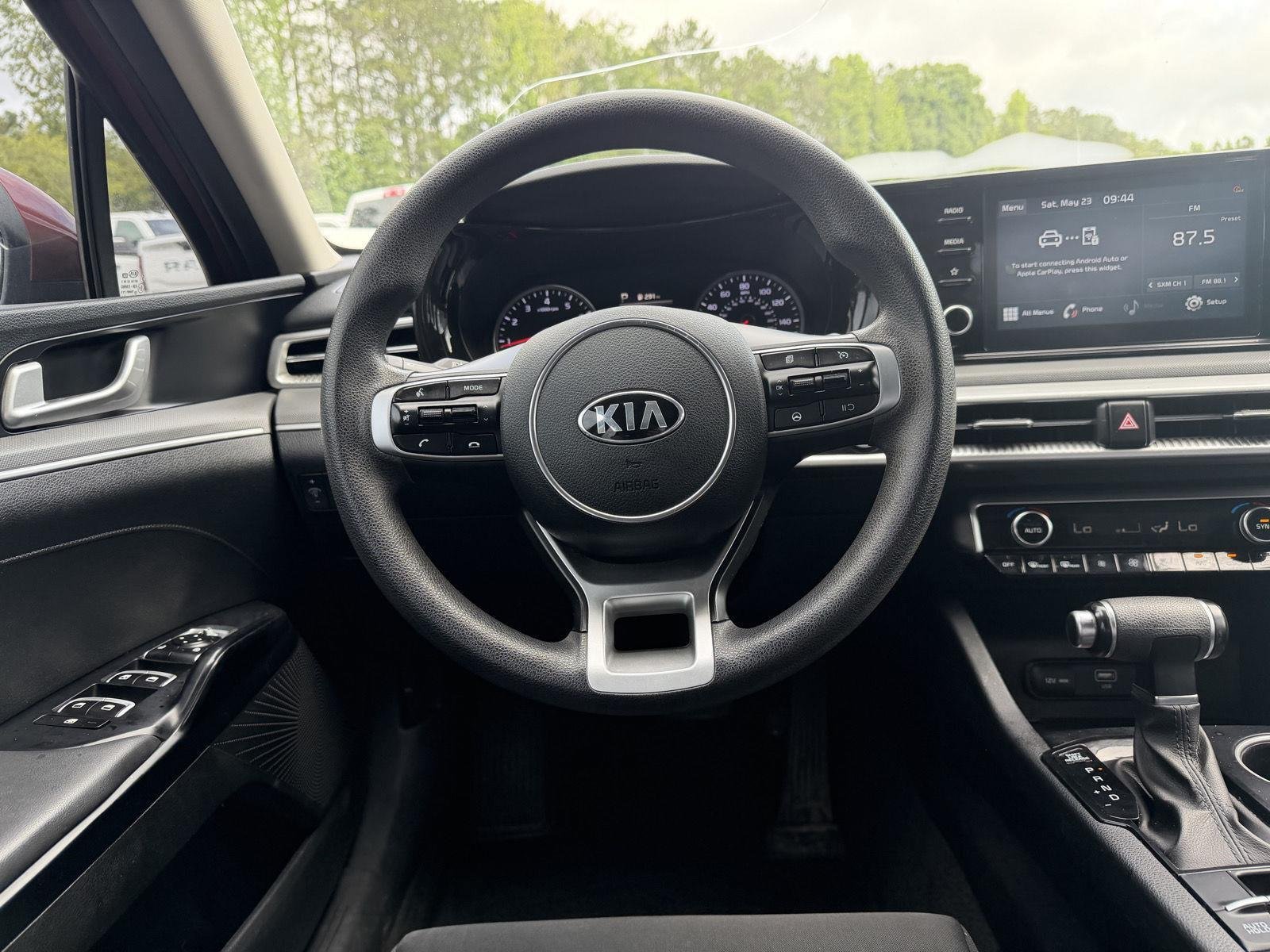 Used 2021 Passion Red Tintcoat Kia LXS image 8
