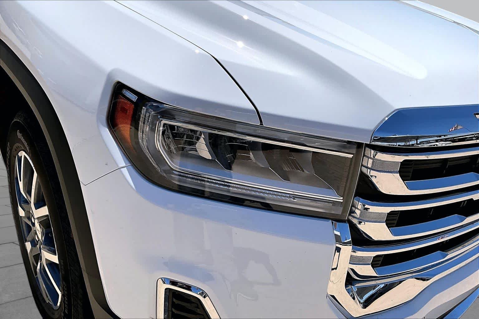 Used 2023 Summit White GMC SLT image 27