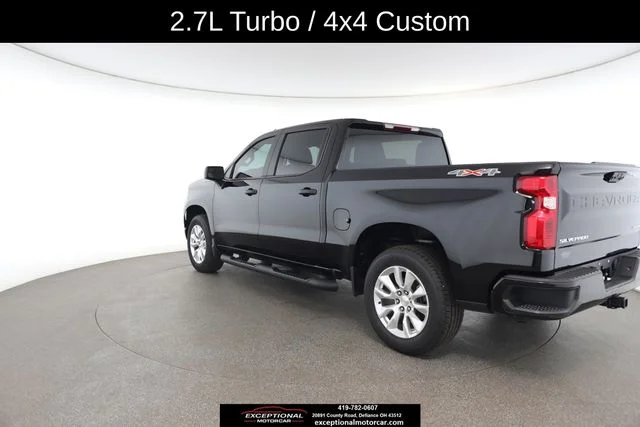 Used 2023 Black Chevrolet Custom image 11