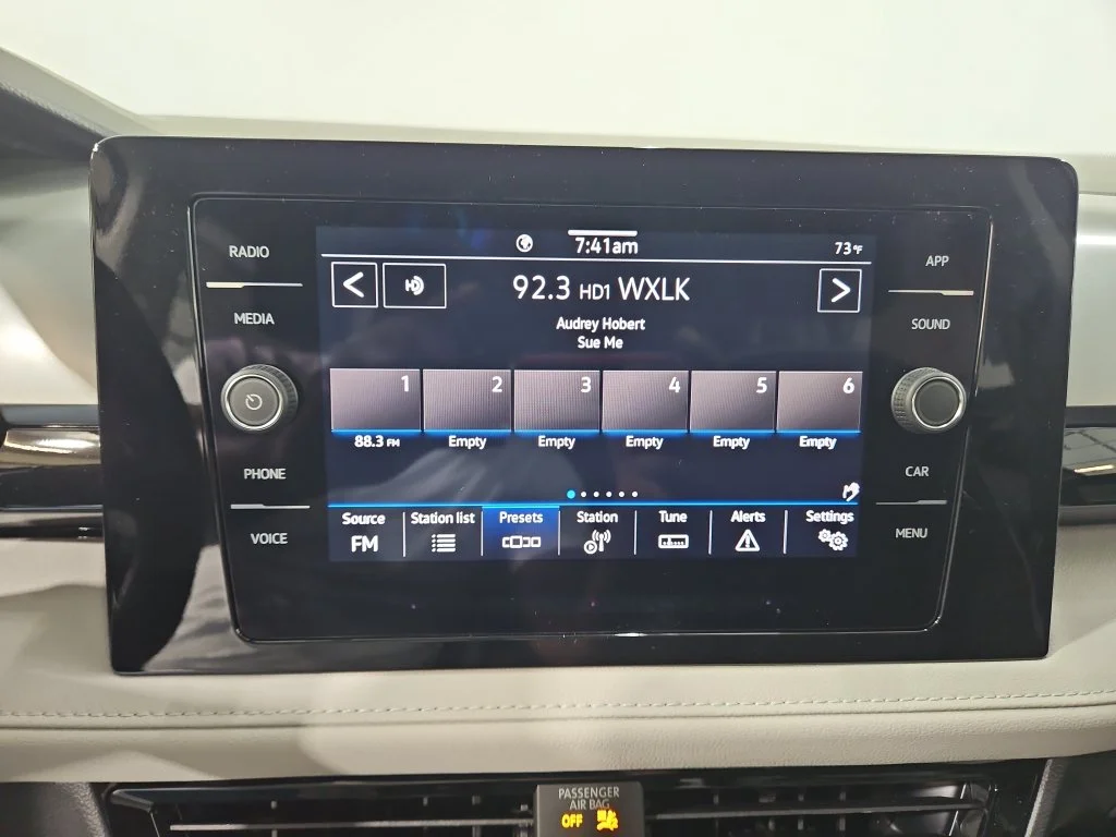 New 2027 Blue Volkswagen 1.5T S image 20
