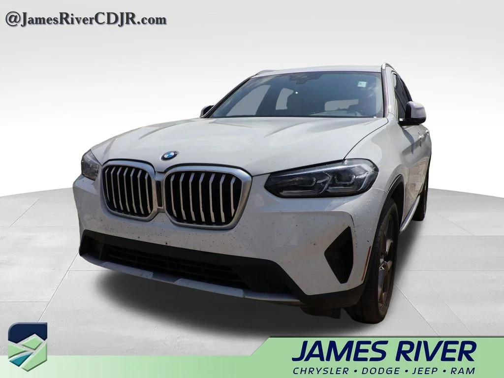 2022 BMW X3 xDrive30i's photo