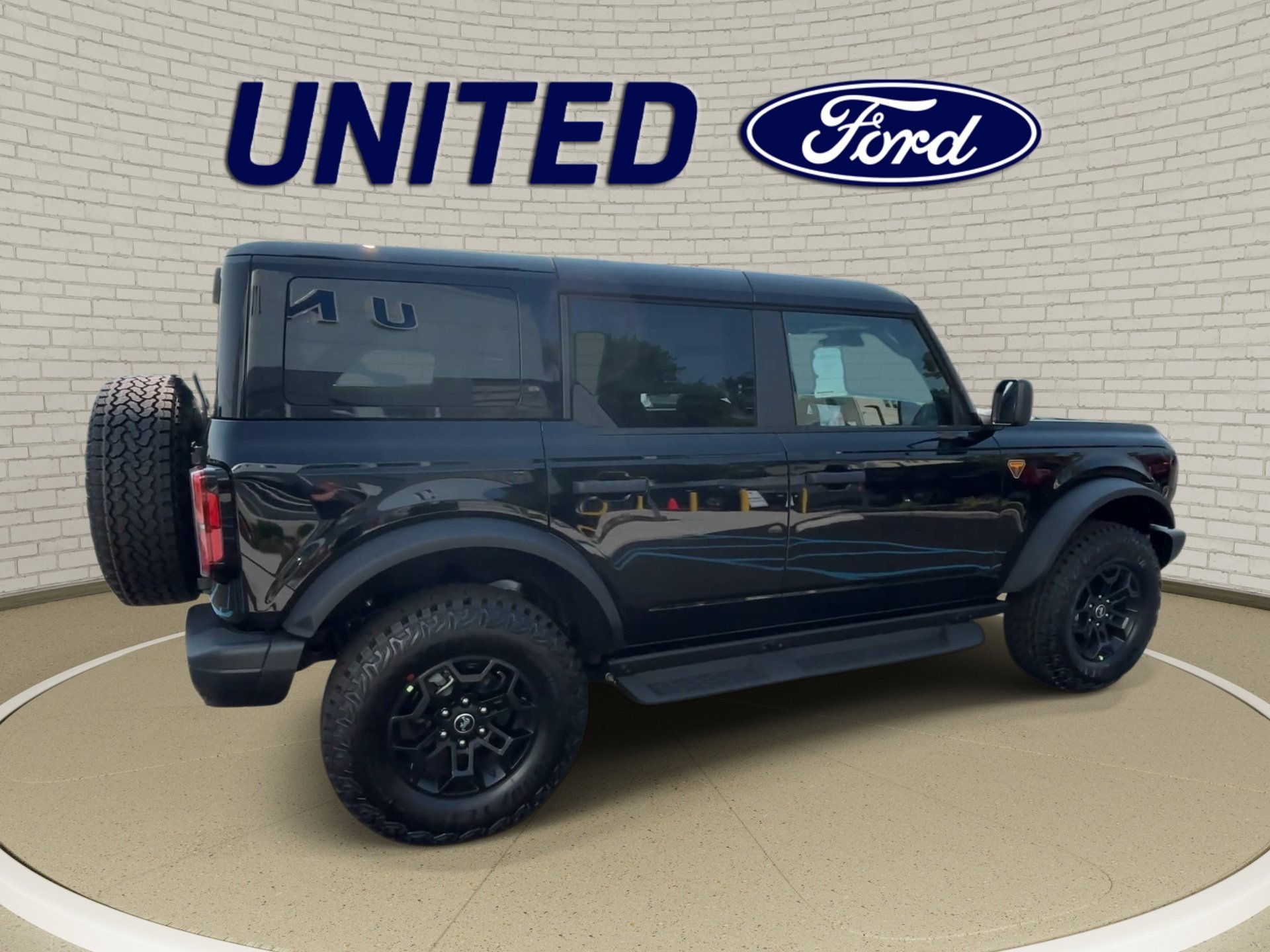 New 2026 Shadow Black Ford Badlands® image 8