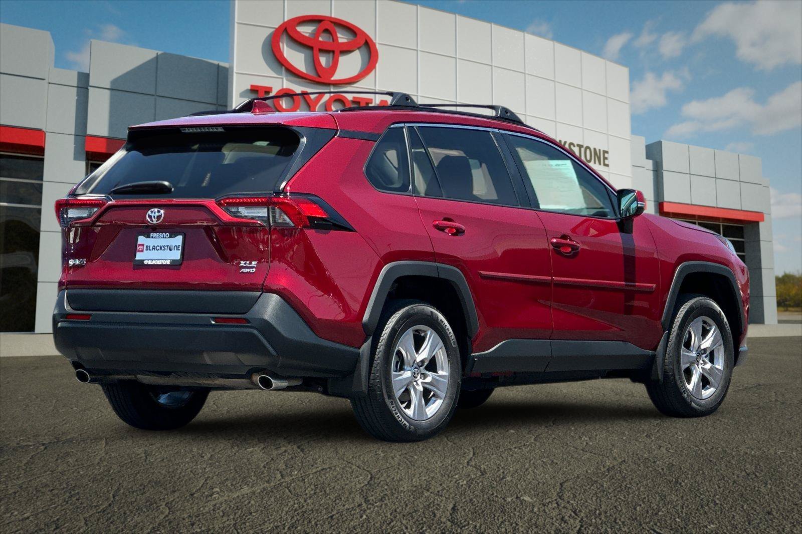 Certified Used 2025 Ruby Flare Pearl Toyota XLE image 3