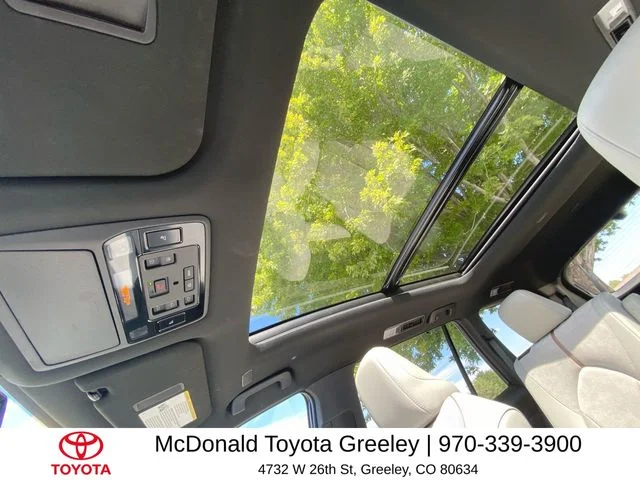 Certified Used 2025  Toyota MAX Platinum image 22