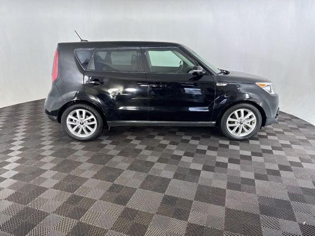 Used 2017 Black Kia Plus image 4