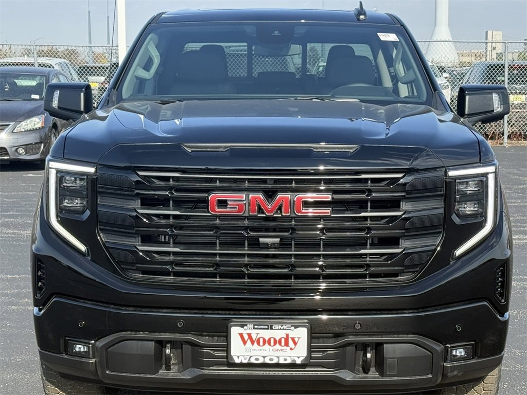 2026 GMC SIERRA - Image 2
