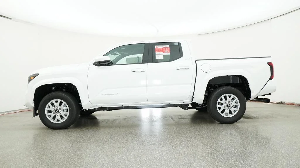 New 2026 Ice Cap Toyota SR5 image 2