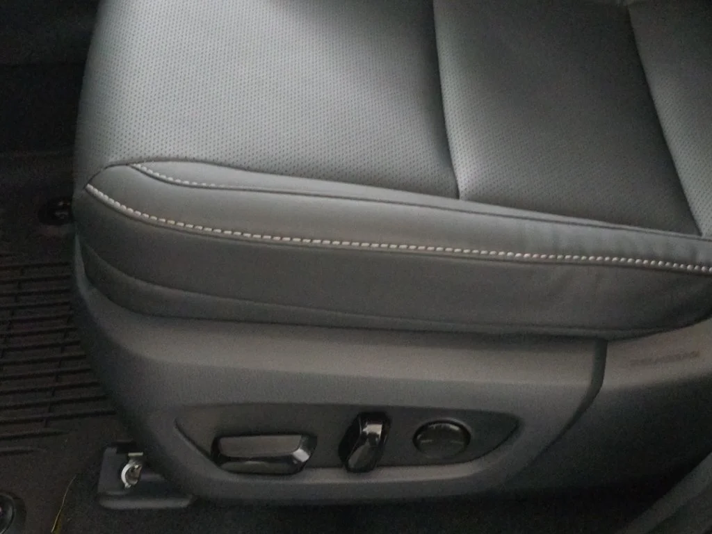 New 2026 Atomic Silver Lexus PREMIUM image 26
