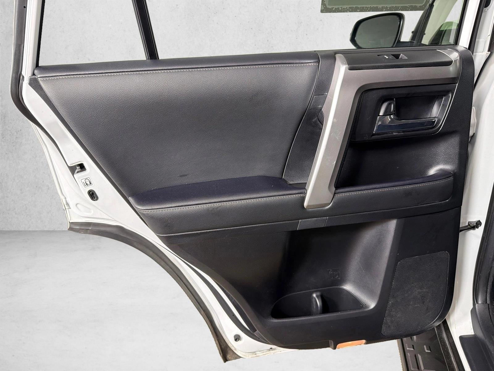 Used 2024 Ice Cap Toyota SR5 Premium image 22