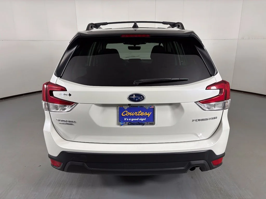 Used 2024 White Subaru Premium image 7