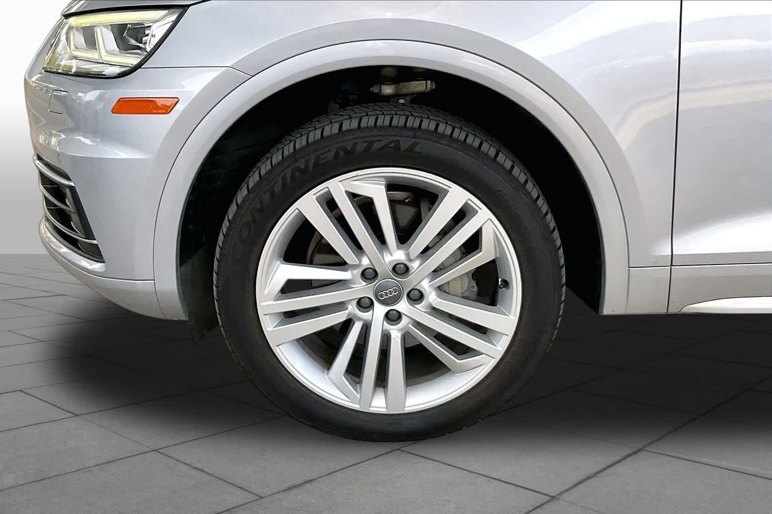 Used 2019 Florett Silver Metallic Audi Premium Plus image 11