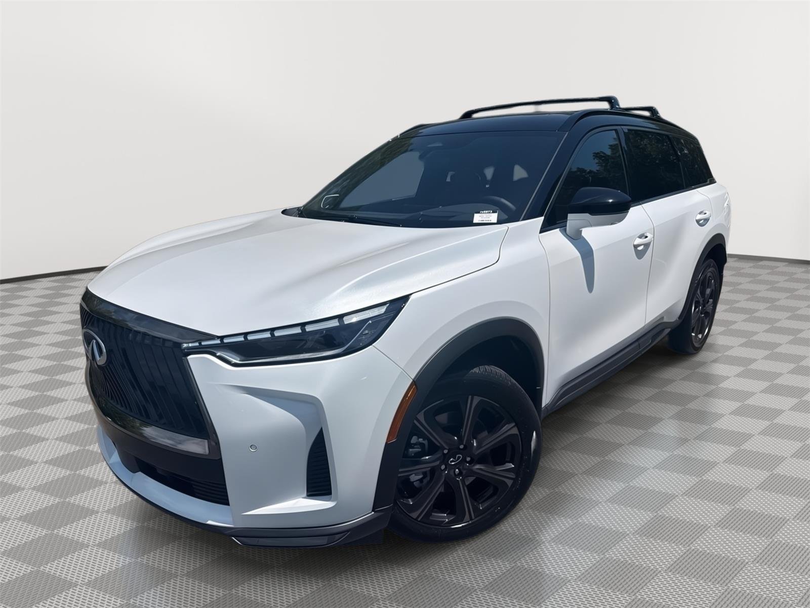 New 2027 2T RAD WHT INFINITI Autograph AWD image 2