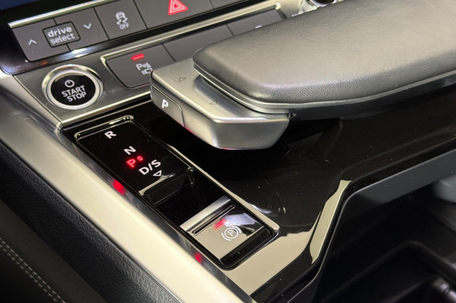 Used 2024 Mythos Black Metallic Audi S line Premium quattro image 19
