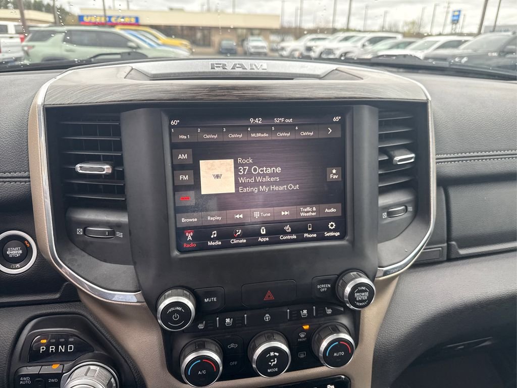 Used 2019 Patriot Blue Pearlcoat Ram Laramie image 11