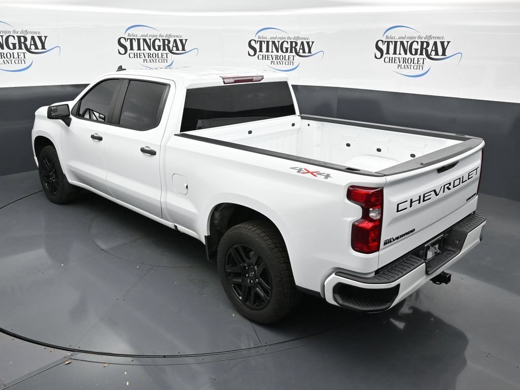 Used 2022 Summit White Chevrolet Custom image 22