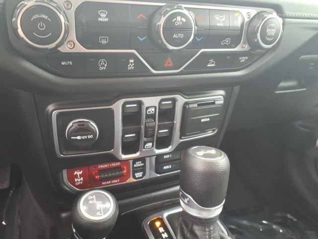 Used 2025 White Jeep Rubicon image 20