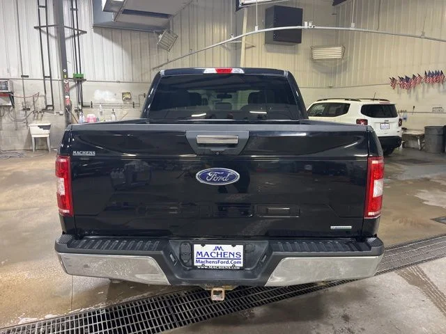 Used 2020 Black Ford XLT image 8