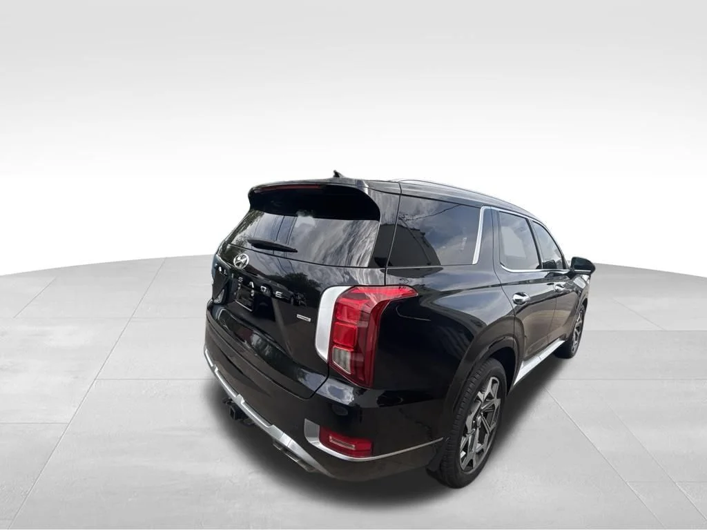 Used 2021 Black Hyundai Calligraphy image 8