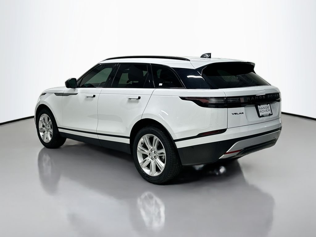 Used 2025 White Land Rover S image 3