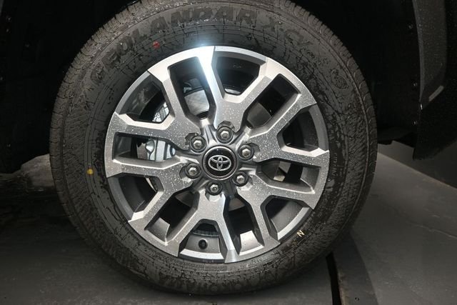 2026 Toyota Tundra 1794 Edition - Photo 17