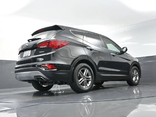 Used 2018 Black Hyundai 2.4 Base image 37