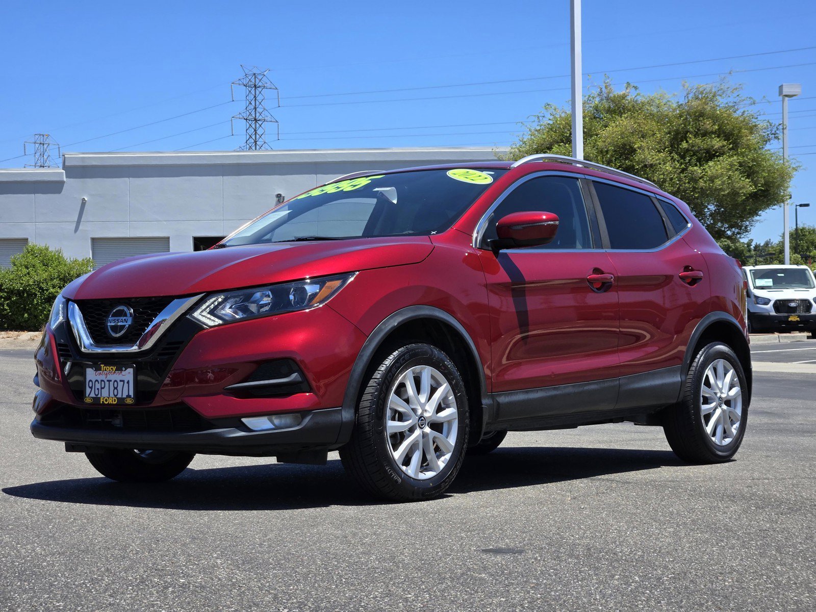 Certified Used 2022 Scarlet Ember Nissan SV image 8