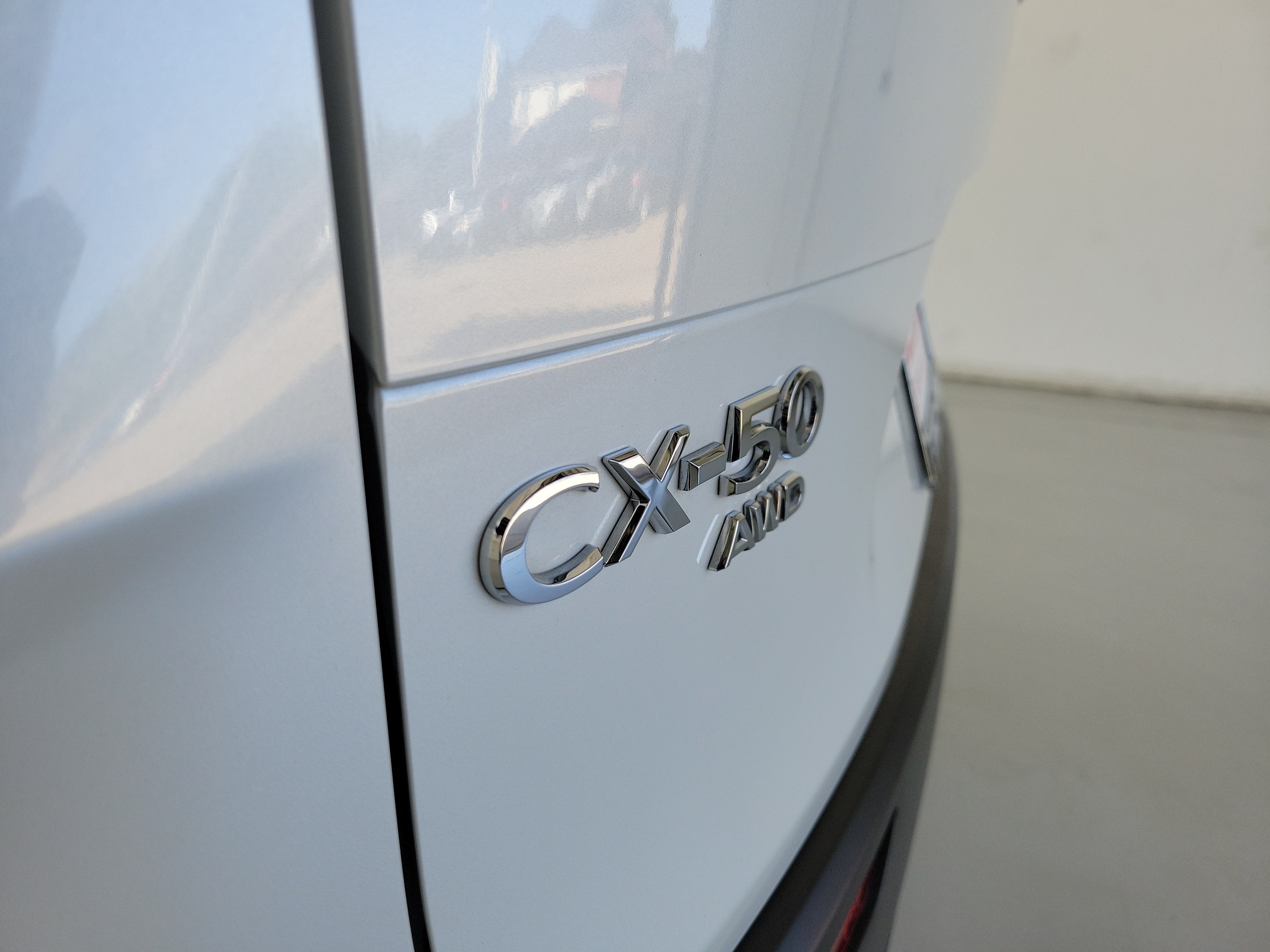 Used 2025 Wind Chill Pearl Mazda 2.5 S Premium Package image 9