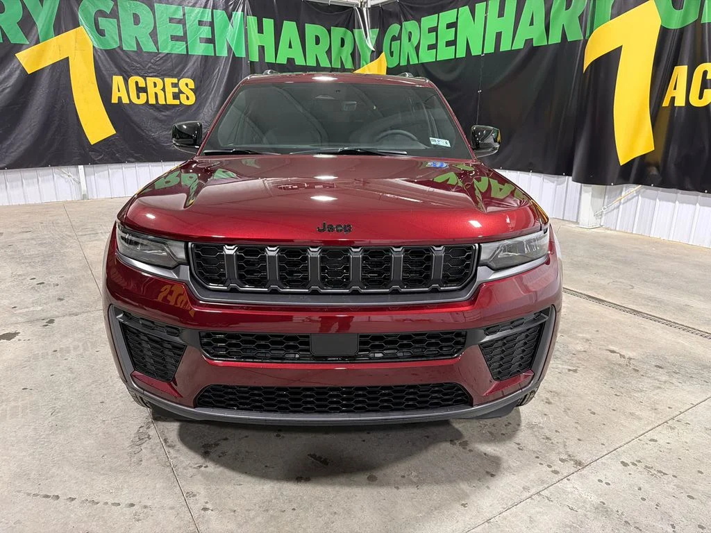 New 2026 Velvet Red Pearl-Coat Exterior Paint Jeep Laredo Altitude image 11
