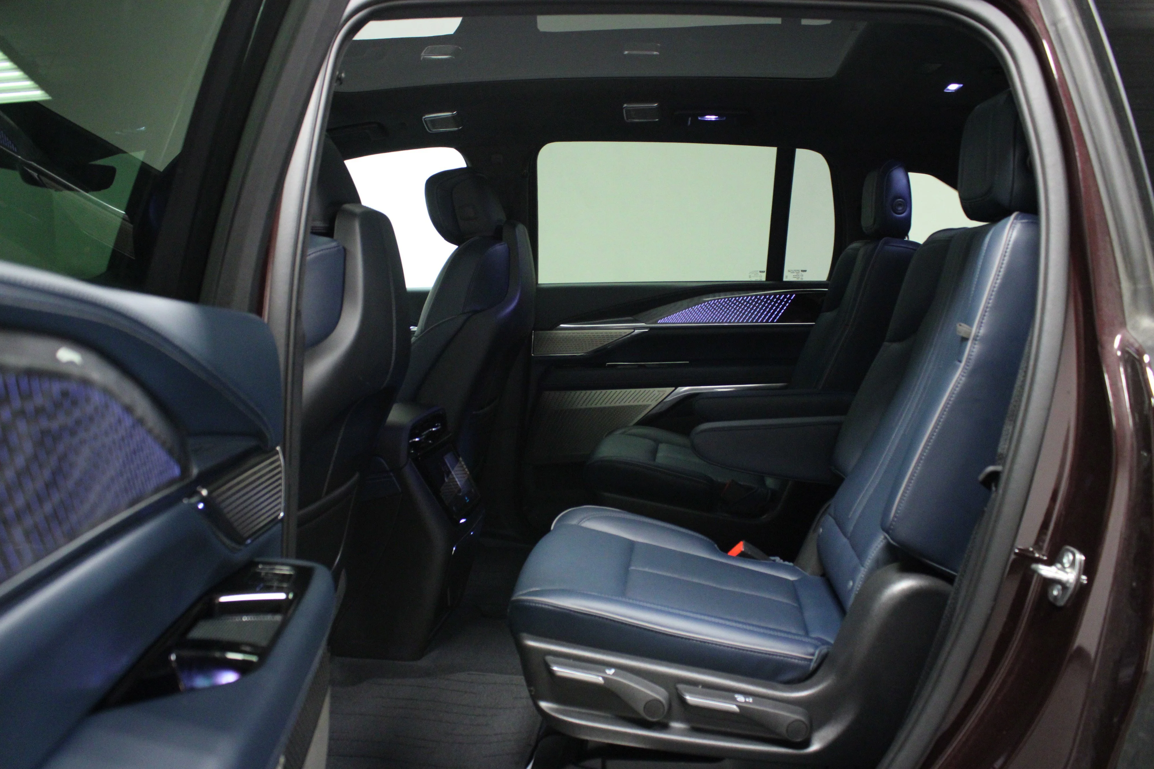 Used 2025 Black Cherry Tintcoat Cadillac Luxury 2 image 13