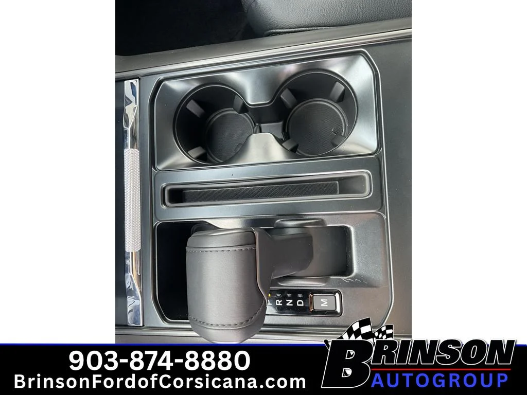 New 2026 Oxford White Ford LARIAT image 14