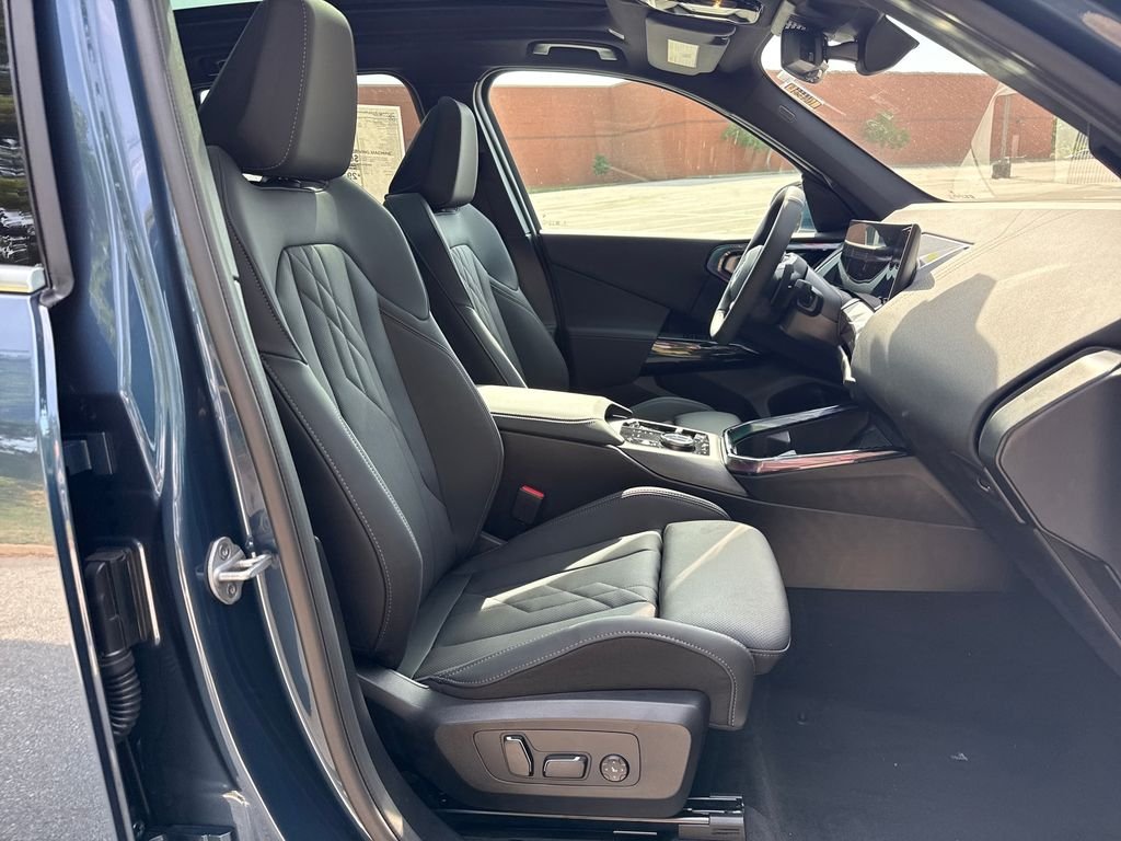 New 2026 Blue BMW 30 xDrive image 26