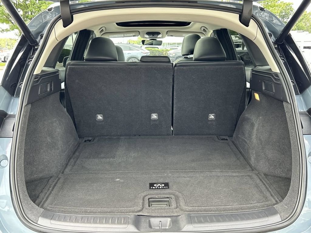 Certified Used 2023 Slate Gray INFINITI LUXE image 27