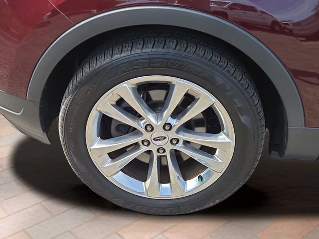 Used 2018 Burgundy Ford XLT image 28