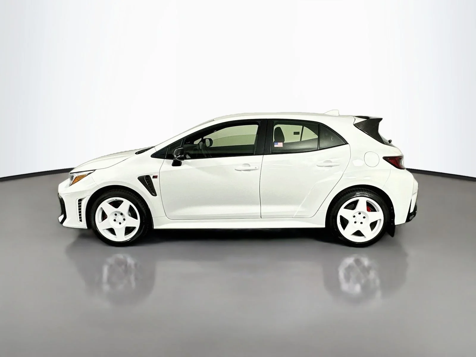 Used 2025 Ice Cap Toyota Premium image 4