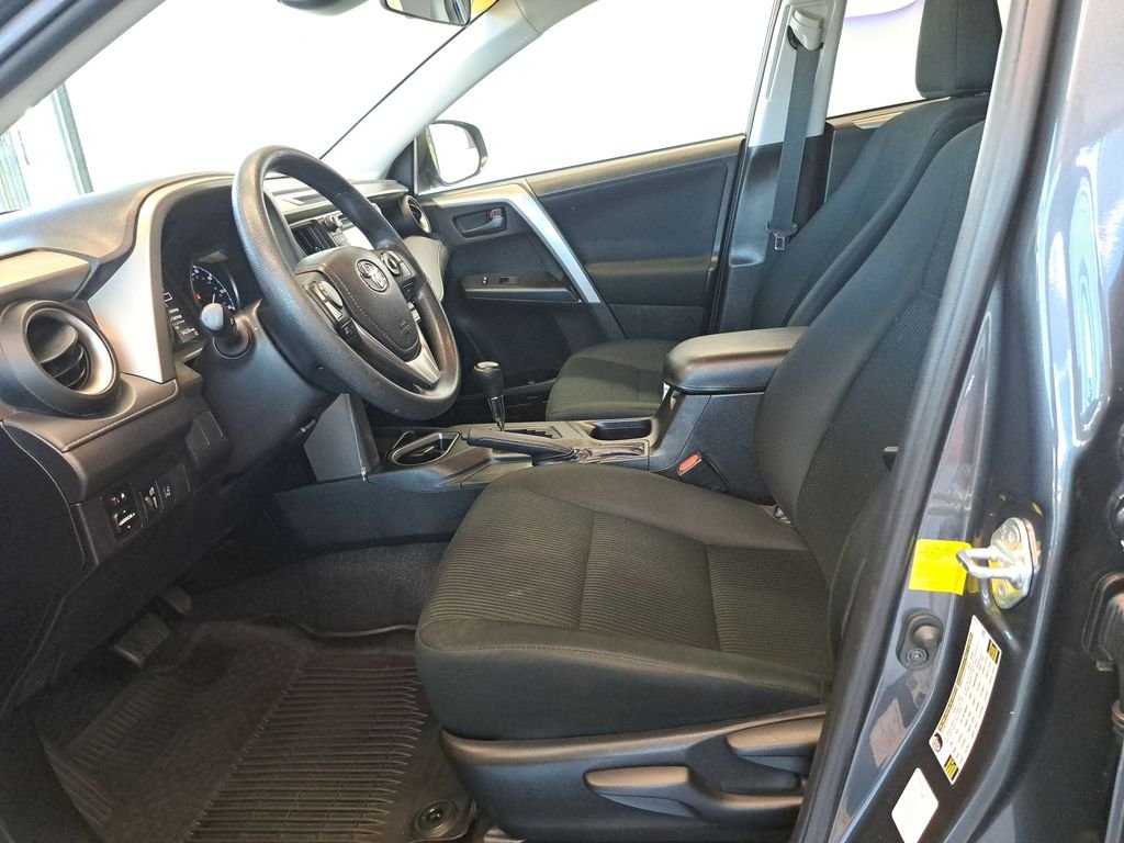 Used 2018 Gray Toyota LE image 16
