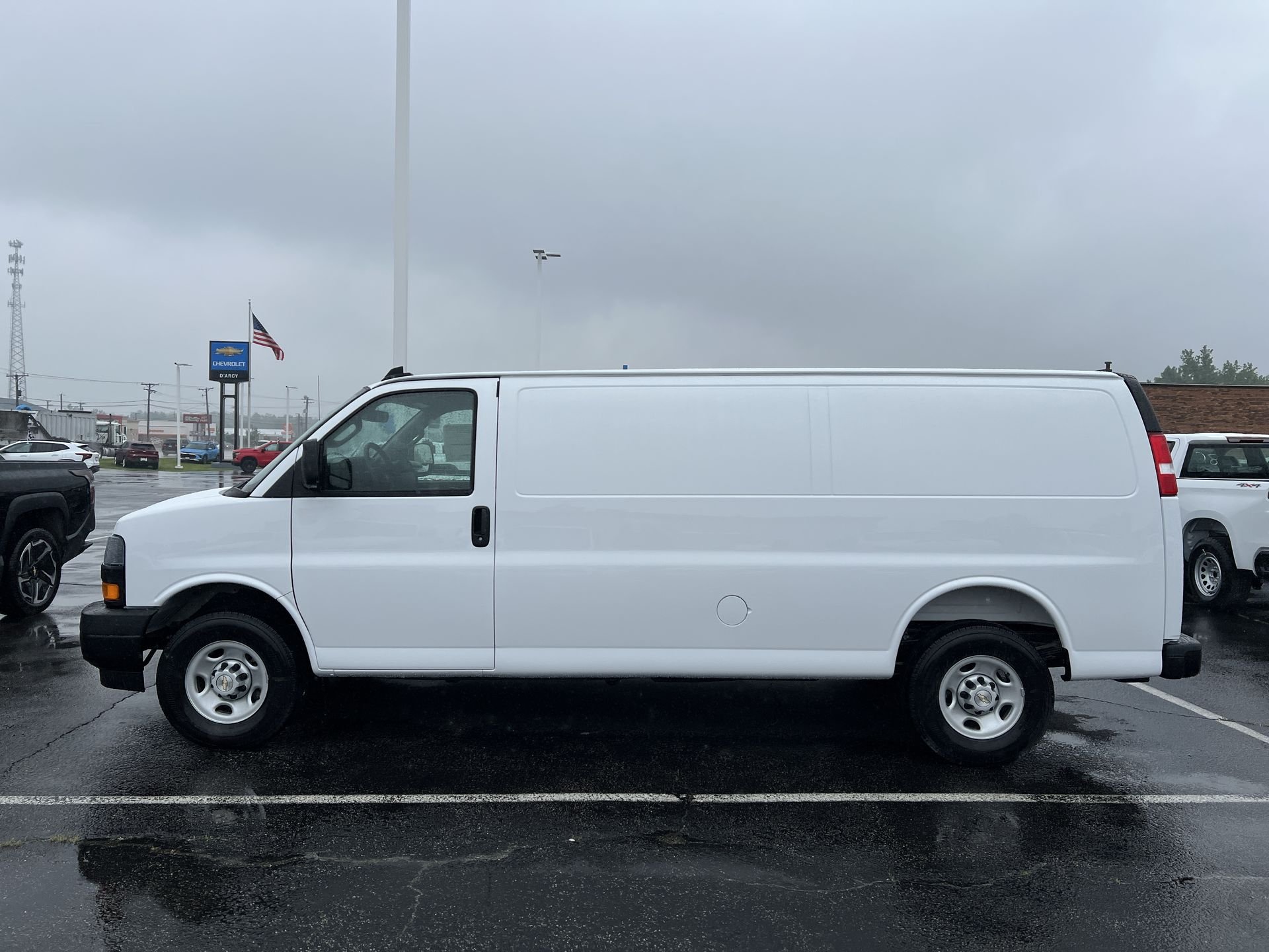 2025 Chevrolet Express Cargo Work Van - Photo 22