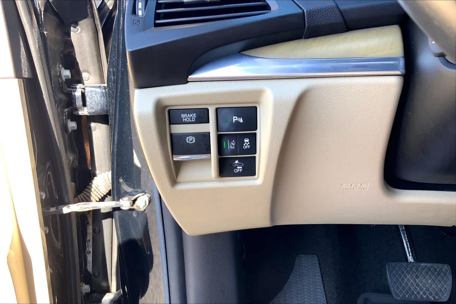 Used 2020 Majestic Black Pearl Acura w/Technology Pkg image 36