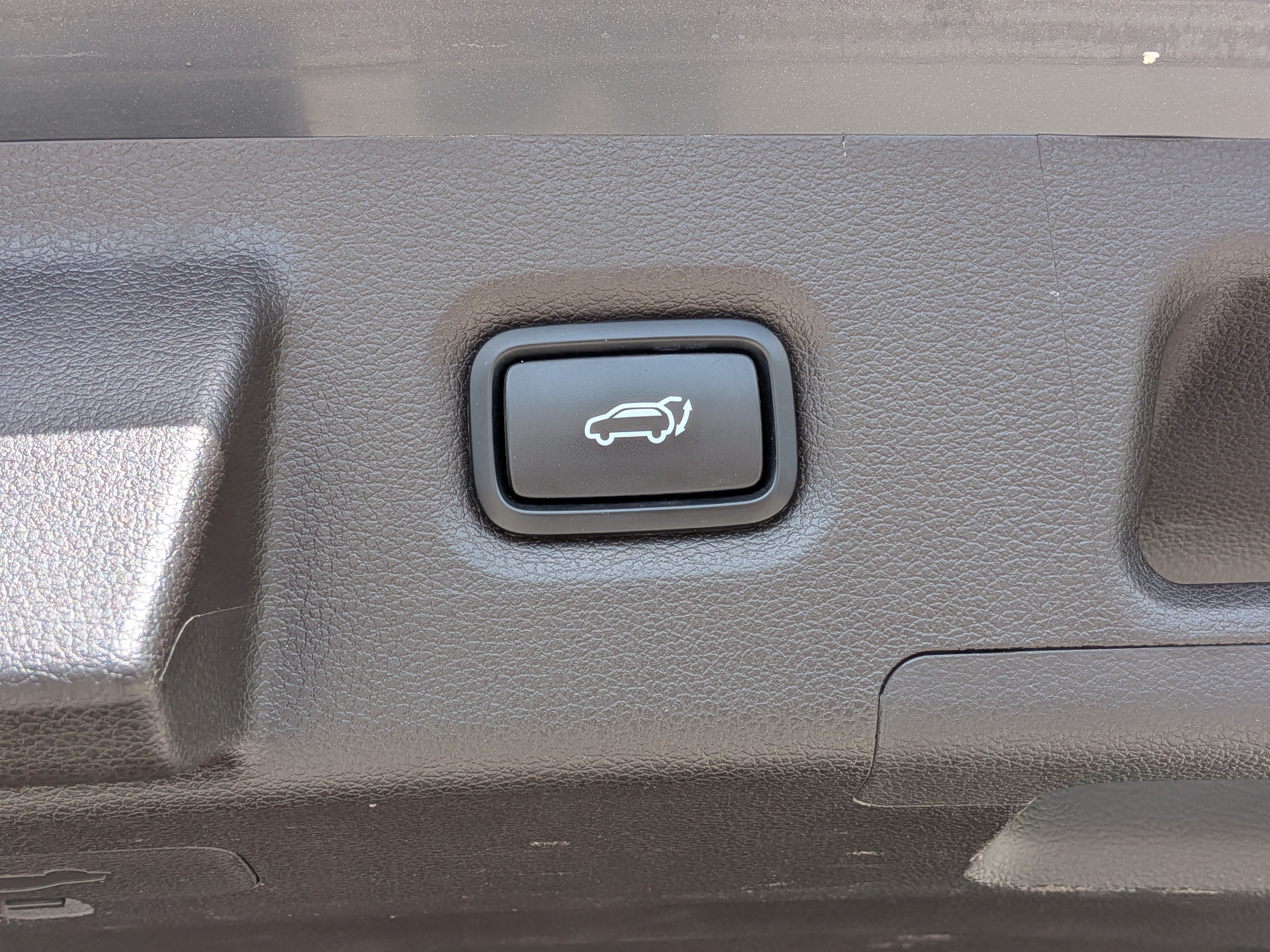Used 2020 Machine Gray Hyundai Limited image 14